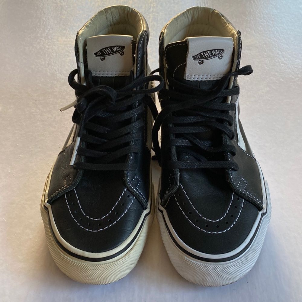 VANS VAULT Sk8-Hi LX-VLT Black Women’s Size 5